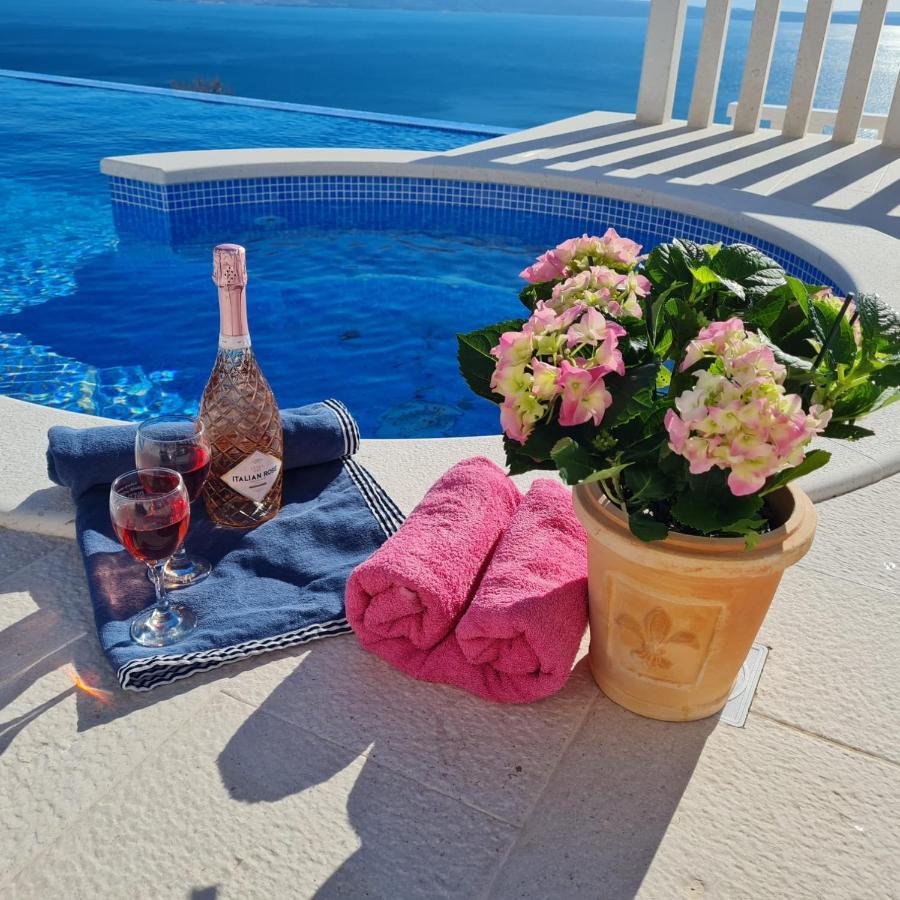 Sea View Luxury Apart Hotel Villa Conte With Swiming Pool And Romantic Spa 珀德垂那 外观 照片