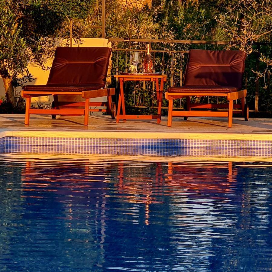 Sea View Luxury Apart Hotel Villa Conte With Swiming Pool And Romantic Spa 珀德垂那 外观 照片