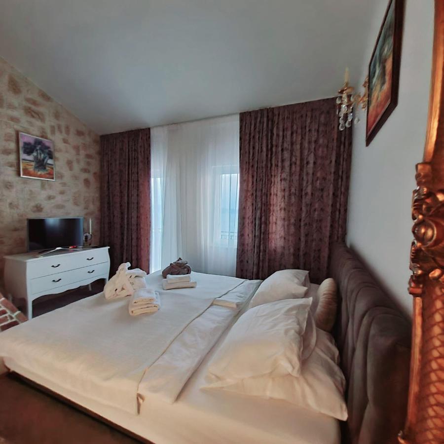 Sea View Luxury Apart Hotel Villa Conte With Swiming Pool And Romantic Spa 珀德垂那 外观 照片